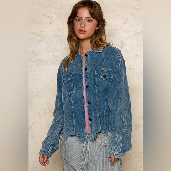 POL Blue Jean Jacket - Picture 4 of 12